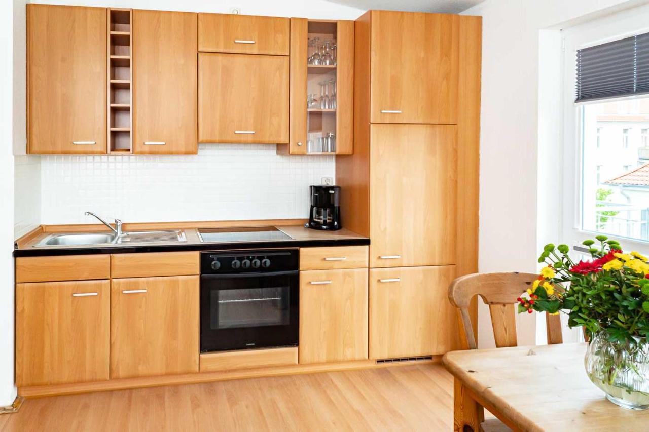 רוסטוק Apartmenthaus Chrischanshof מראה חיצוני תמונה